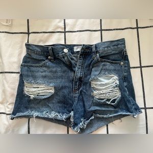 Ripped denim shorts by JUSTUSA.